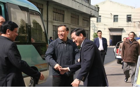 呂祖善省長來我集團(tuán)公司調(diào)研，加快發(fā)展裝備制造業(yè)